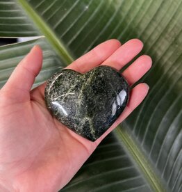 Nephrite Heart, Size XX-Large [175-199gr]