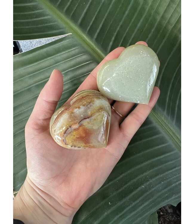 Green Banded Onyx Heart, Size Medium [100-124gr]