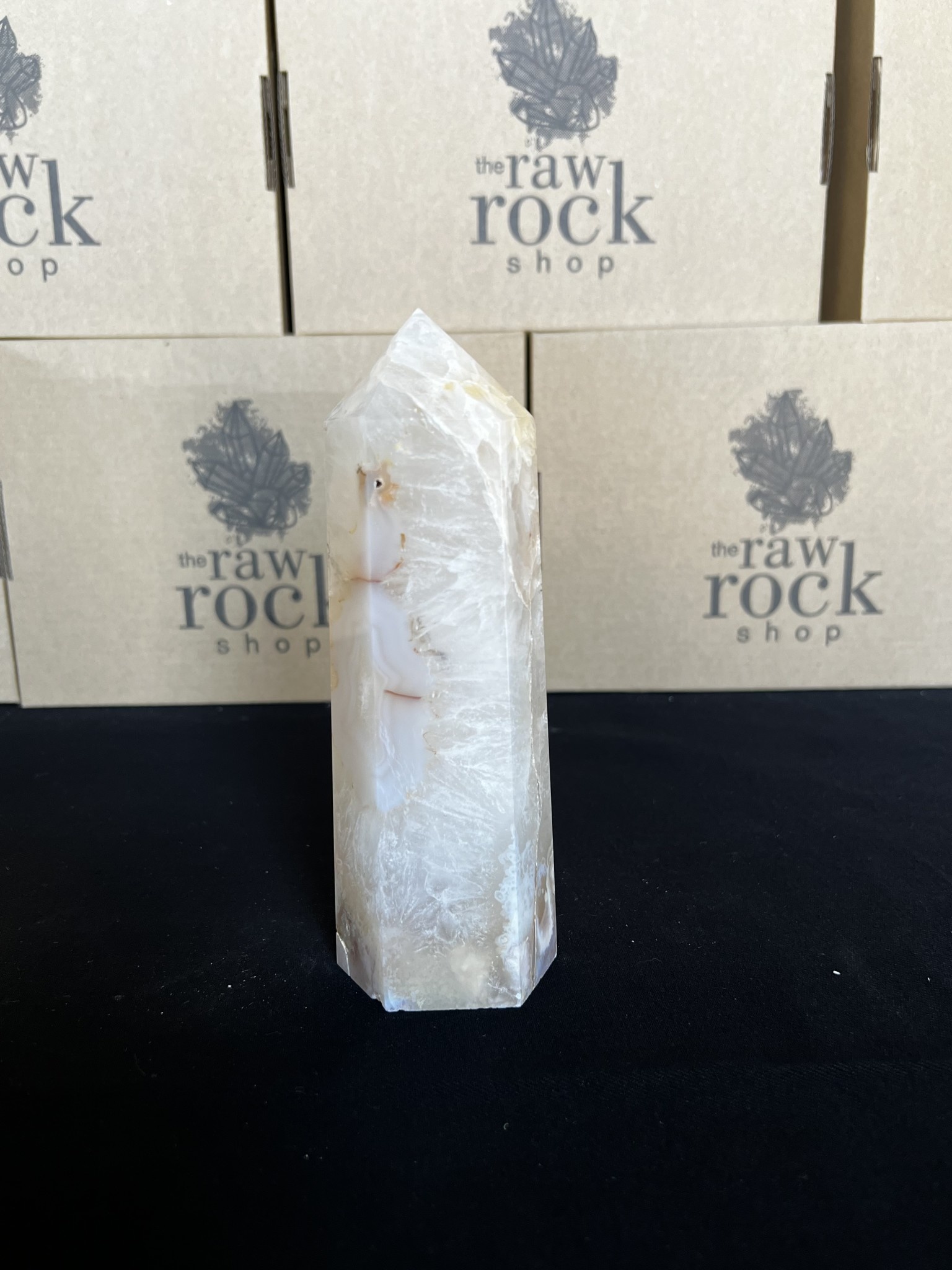 Flower Agate Tower #17, 824gr - The Raw Rock Shop Inc.