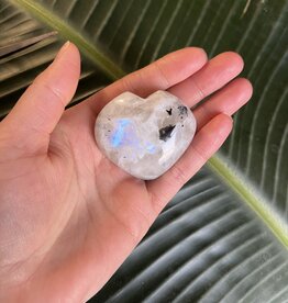 Rainbow Moonstone Heart, Size X-Small [50-74gr]