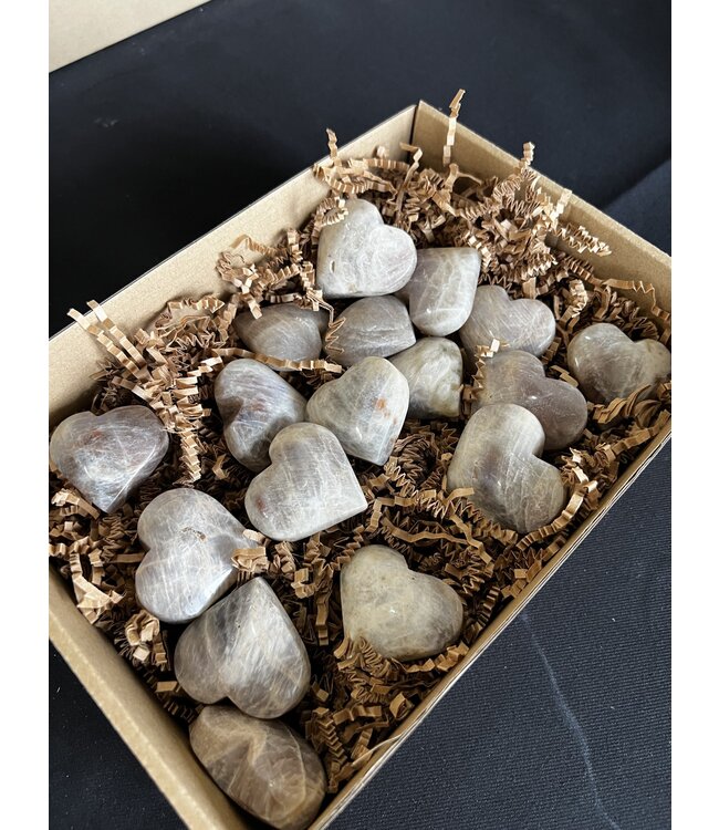 High Flash Garnierite Hearts 1KG bulk lot