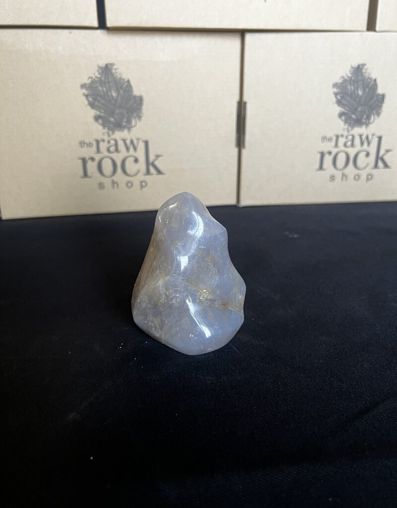 Blue Rose Quartz Flame #10, 400gr - The Raw Rock Shop Inc.