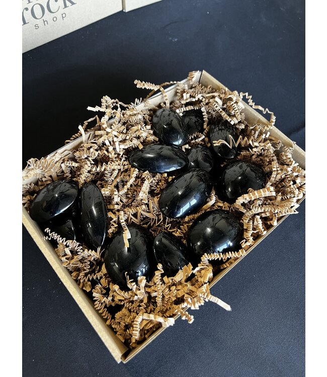 Black Obsidian Palms 1KG bulk lot