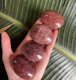Strawberry Quartz Palm Stone, Size X-Small [50-74gr]