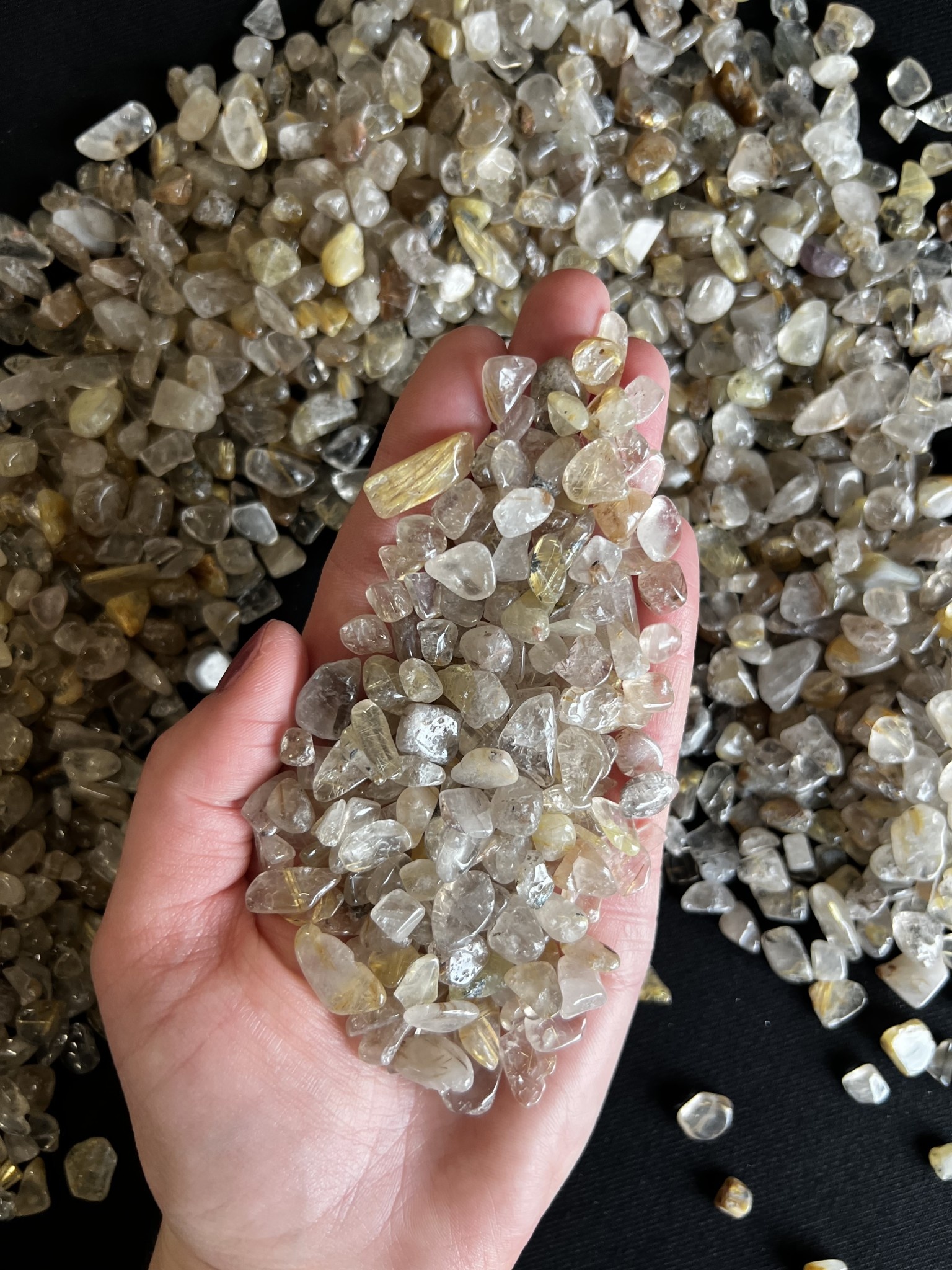 Rutilated Quartz Chip Stones The Raw Rock Shop Inc.