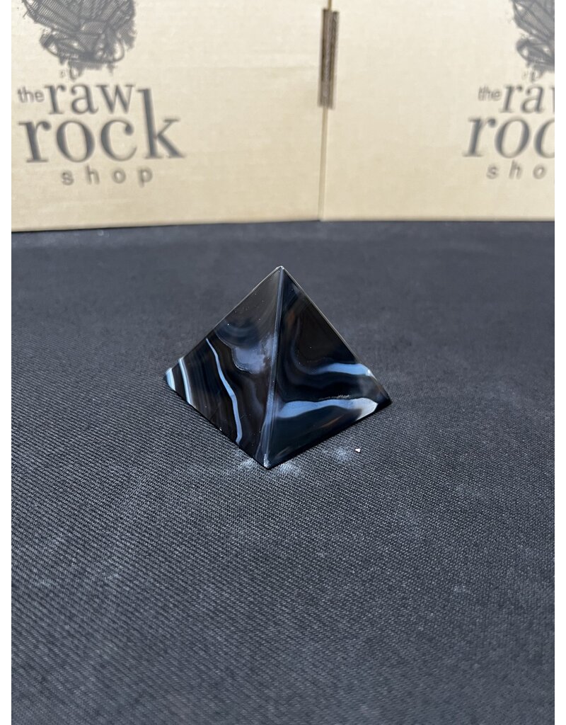 Black Agate Pyramid #11, 160gr
