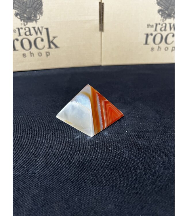Red Agate Pyramid #1, 124gr