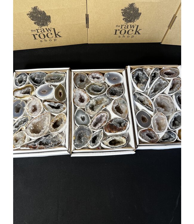 Agate Geode Halves Large, 1 Box