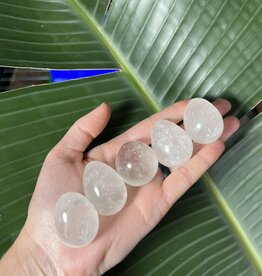 Clear Quartz Eggs, Size Small [approx. 31-50gr] *disc.*