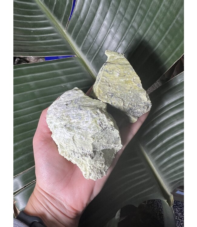 Rough Serpentinite Size 3 [200-299gr]