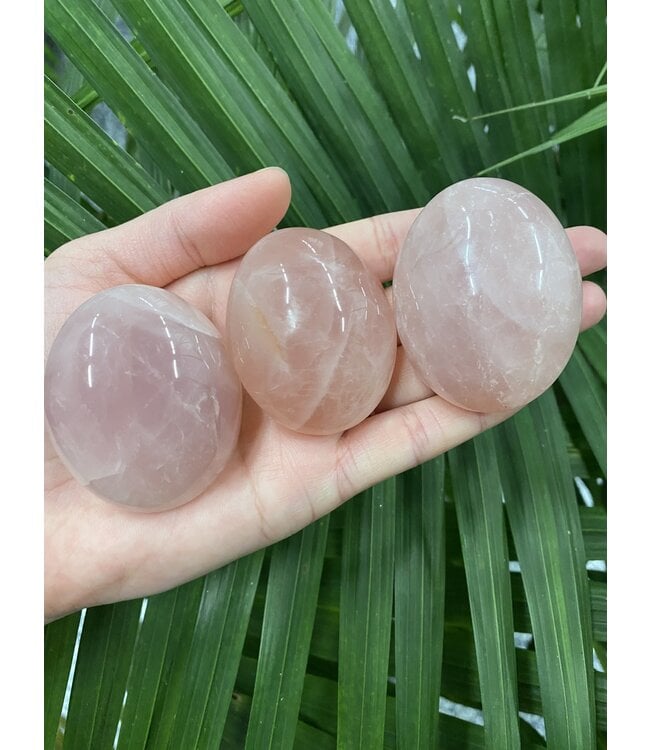 Rose Quartz Palm Stone, Size Small [75-99gr]