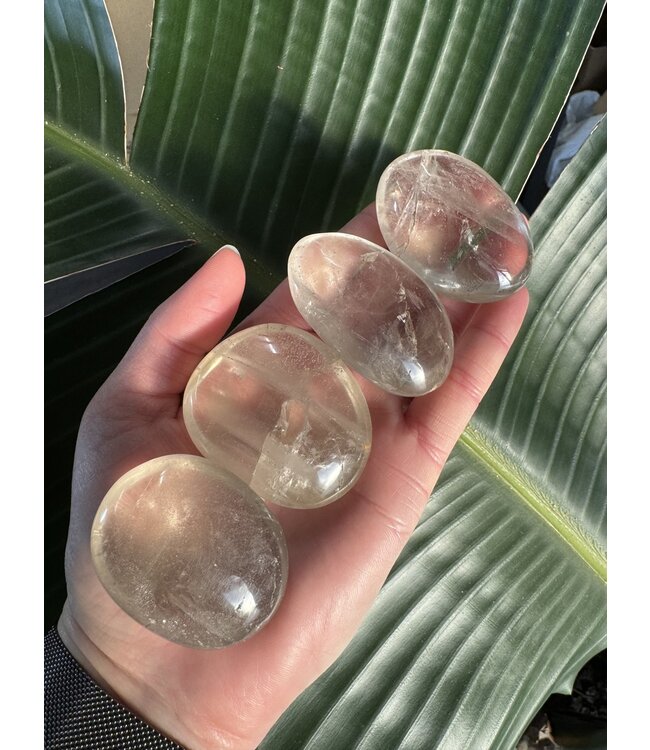 Clear Quartz Palm, Size X-Small [50-74gr]