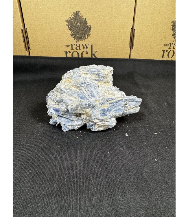 Kyanite Specimen #214, 670gr