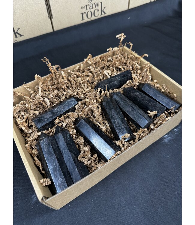 Arfvedsonite Points 1KG bulk lot