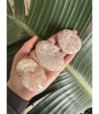 Pink Amethyst Palms, lower quality, Size Small [75-99gr]