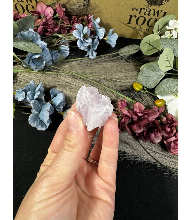 Rough Kunzite Piece #144, 28gr