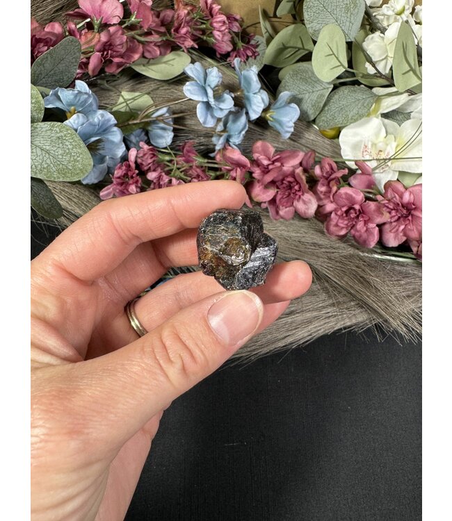 Pyrope Garnet #50, 24gr