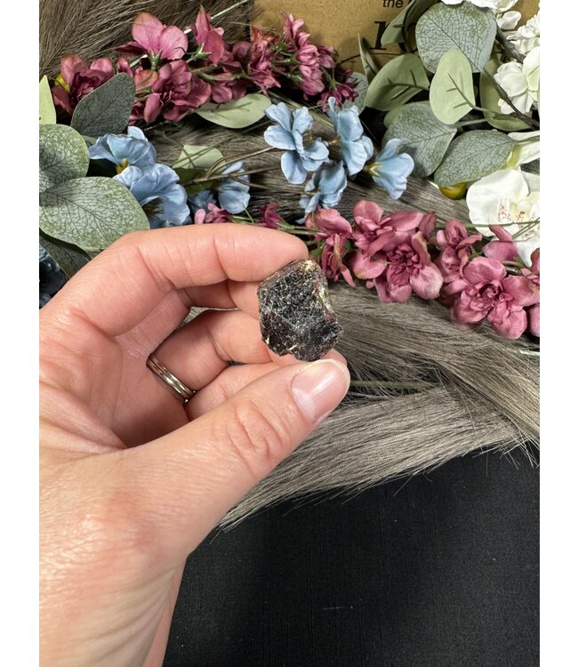 Pyrope Garnet #60, 20gr