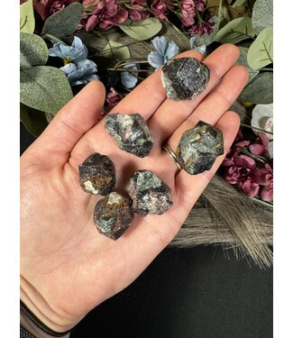 Pyrope Garnet #90, 118gr