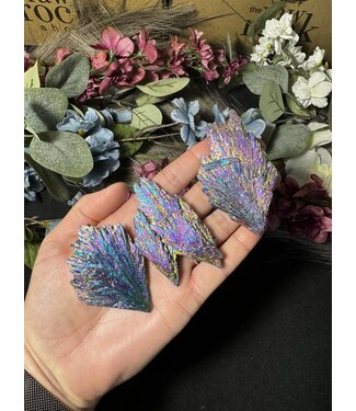 Multi-Colour Aura Kyanite Size 7 (35-39gr)
