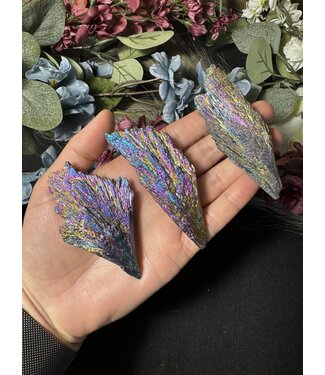 Multi-Colour Aura Kyanite Size 8 (40-44gr)