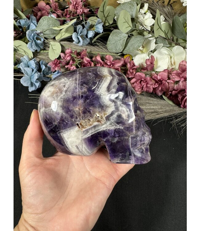 Chevron Amethyst Skull #7, 1290gr