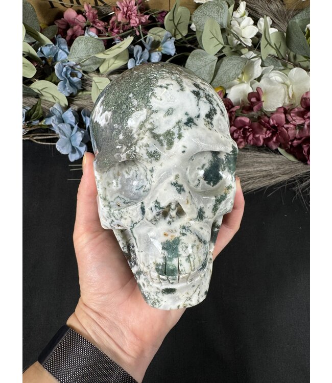 Moss Agate Skull #7 2420gr