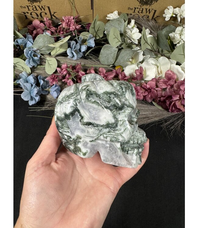 Pumpkin Moss Agate Skull #1, 864gr