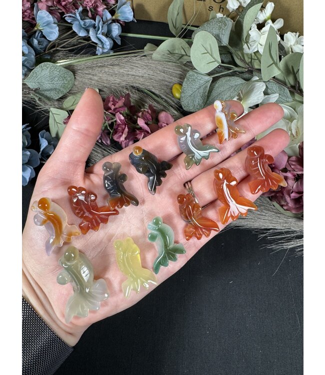 Mini Carnelian Goldfish Carving / Charm