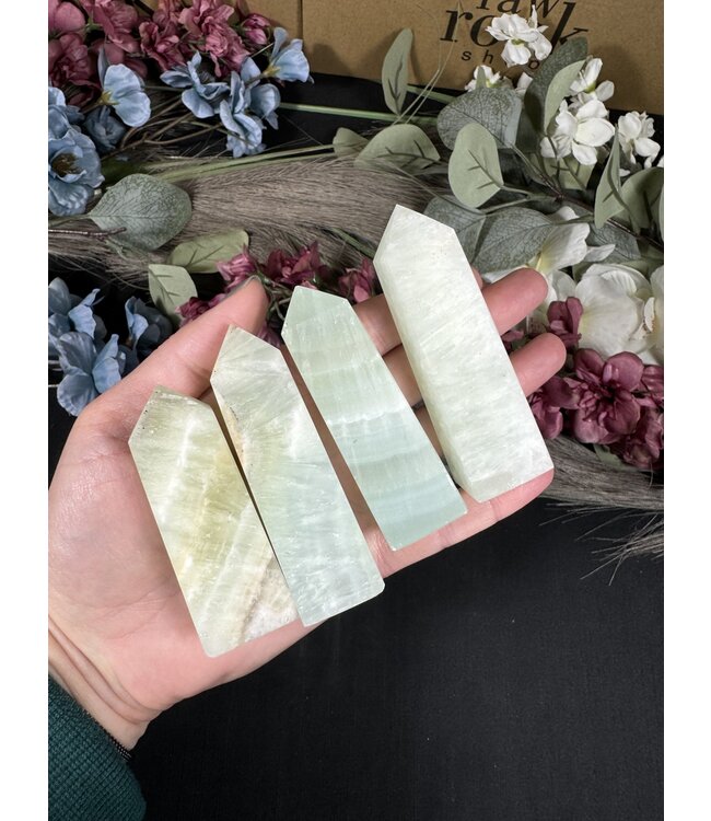 Pistachio Calcite Point, Size Large [75-99gr]