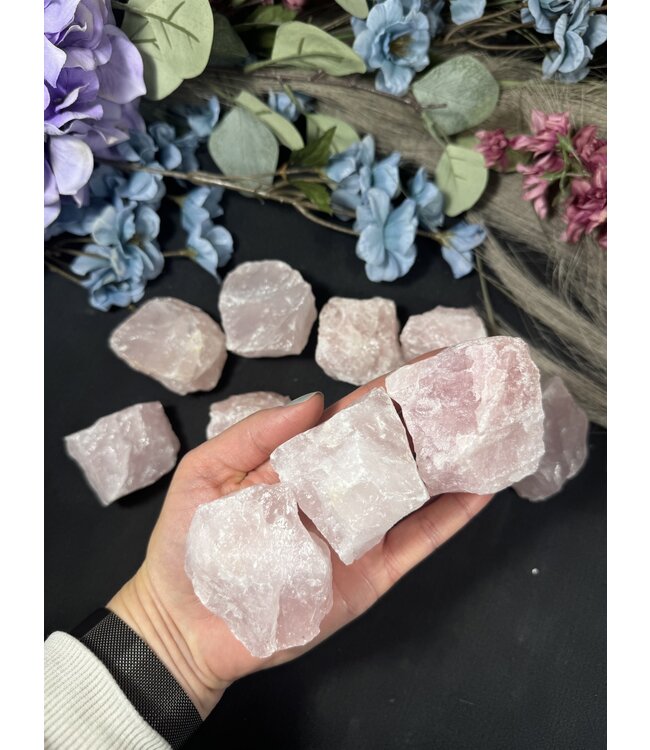 Rough Rose Quartz Size 2 [100-199gr]