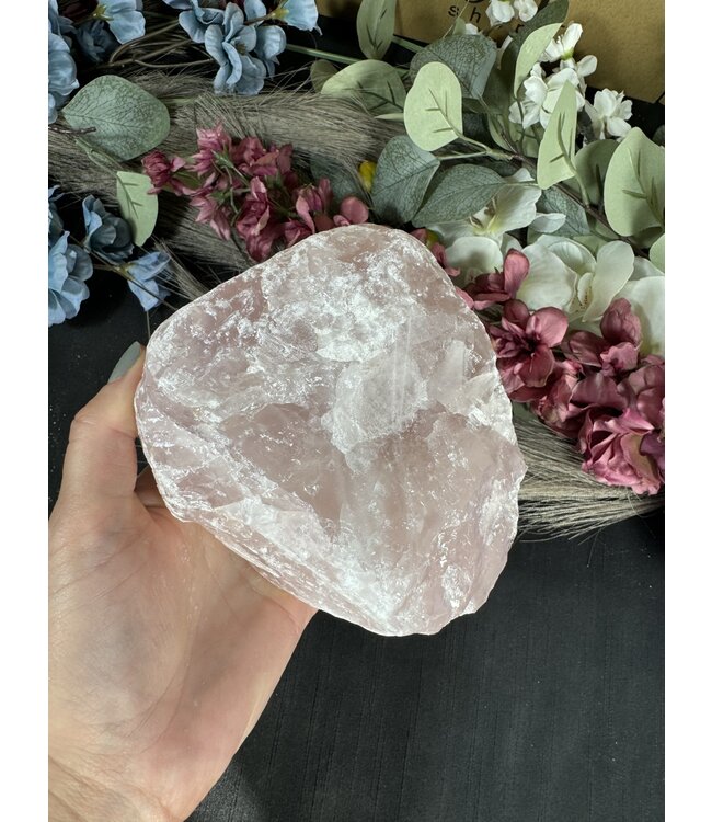 Rough Rose Quartz Size 17 [1600-1699gr]