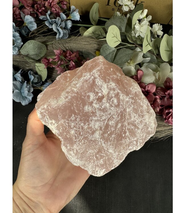 Rough Rose Quartz Size 18 [1700-1799gr]