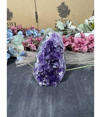 Amethyst Cut Base #277, 666gr