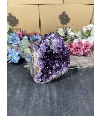 Amethyst Cut Base #332, 1244gr