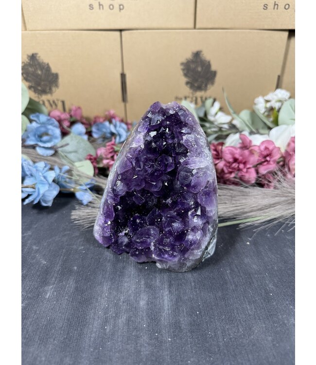 Amethyst Cut Base #342, 1320gr