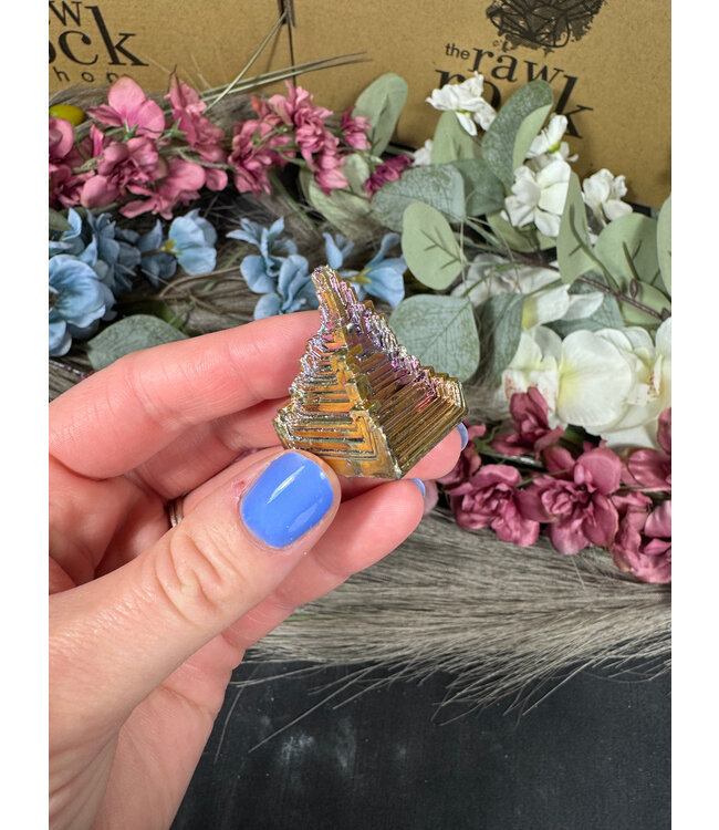 Rainbow Bismuth Tower #438, 27gr