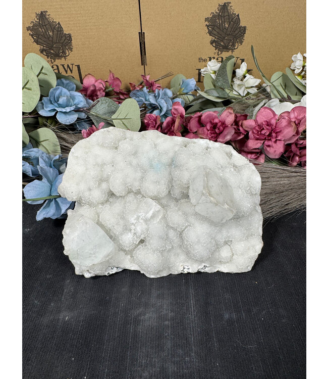 Apophyllite Specimen #1361, 1002gr