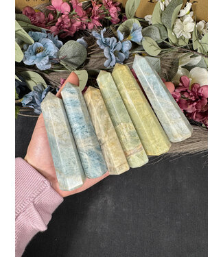 Aquamarine Point, Size Medium [50-74gr]