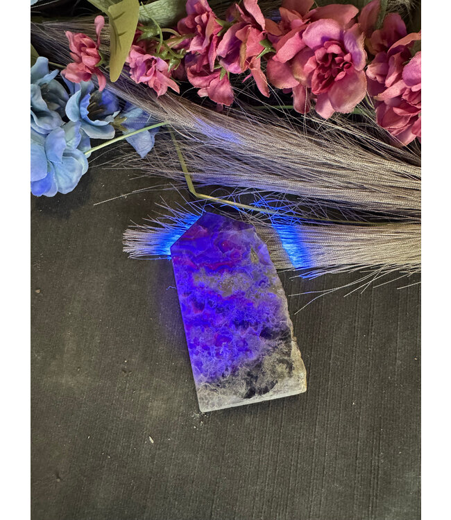 Half Raw Fluorescent Fluorite Tower #4, 278gr