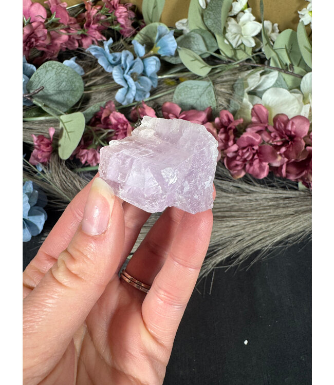 Rough Kunzite Piece #164, 48gr
