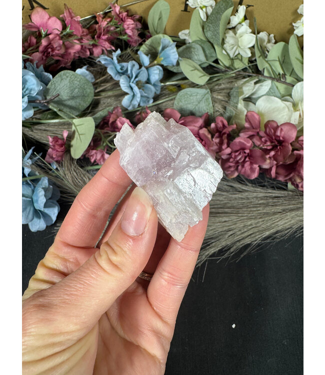 Rough Kunzite Piece #165, 50gr