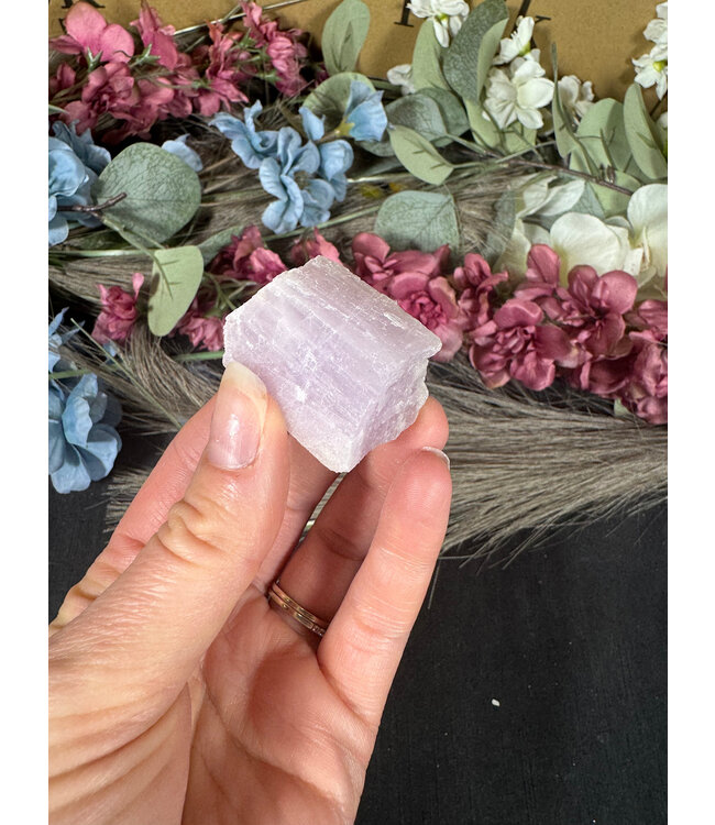 Rough Kunzite Piece #182, 46gr