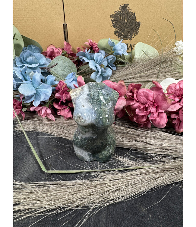 Moss Agate Goddess Body #18, 182gr