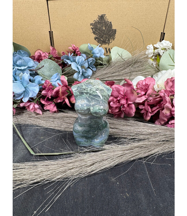 Moss Agate Goddess Body #23, 184gr