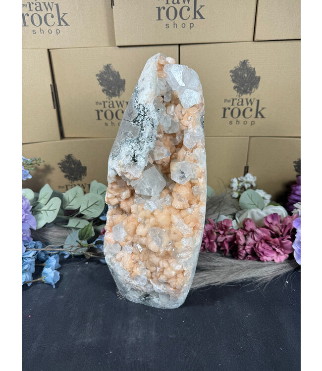 Apophyllite Specimen #1381, 5636gr