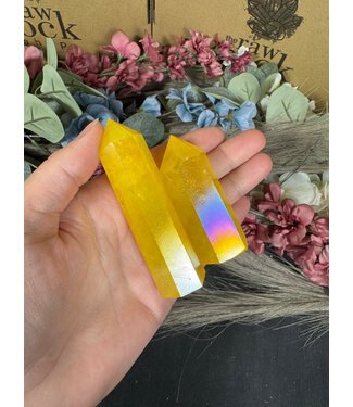Orange Aura Quartz Point, Size Medium [50-74gr]