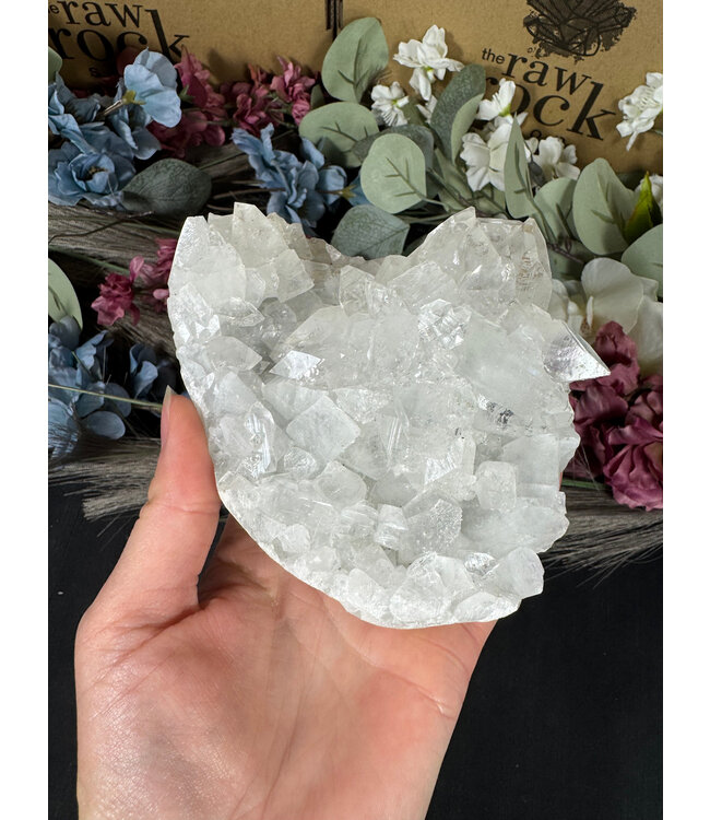 Apophyllite Specimen #1418, 688gr