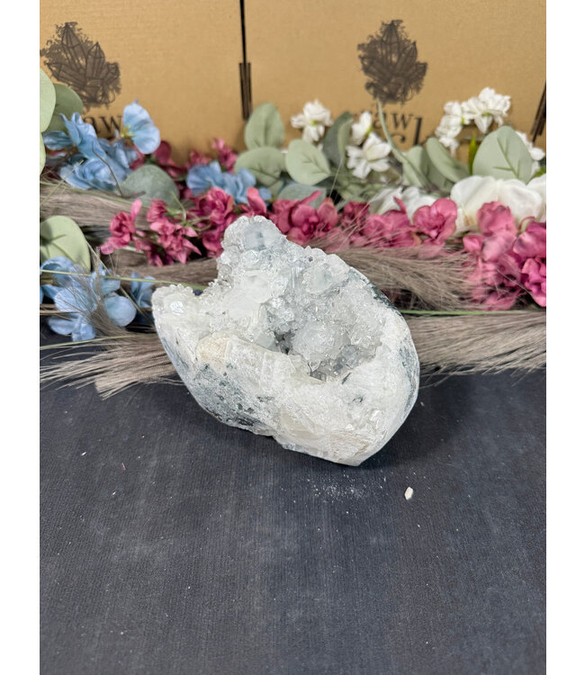 Apophyllite Specimen #1445, 930gr