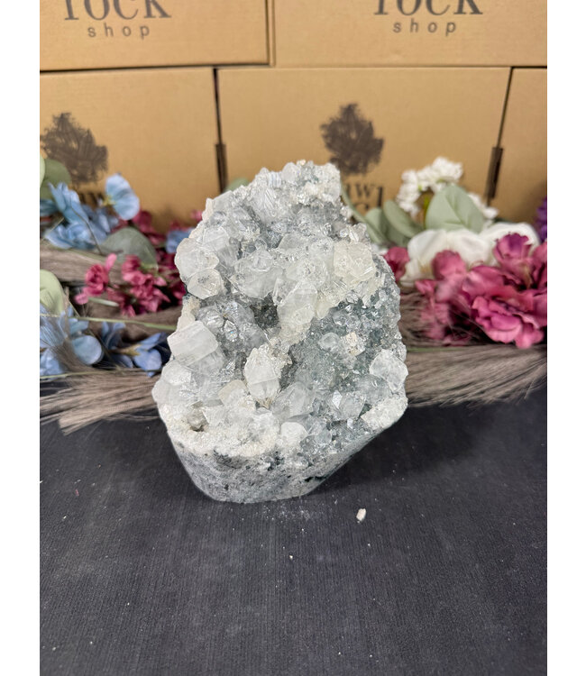 Apophyllite Specimen #1454, 1520gr